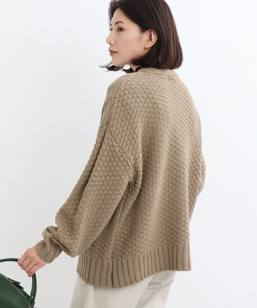 SHOO・LA・RUE（シューラルー）の「◆ゆるっと袖がこなれ見え！ざっくりケーブル柄カーディガン（カーディガン/ボレロ・レディース・ブラック/アイボリー/サンドベージュ/マスタード・00）」の15枚目の写真