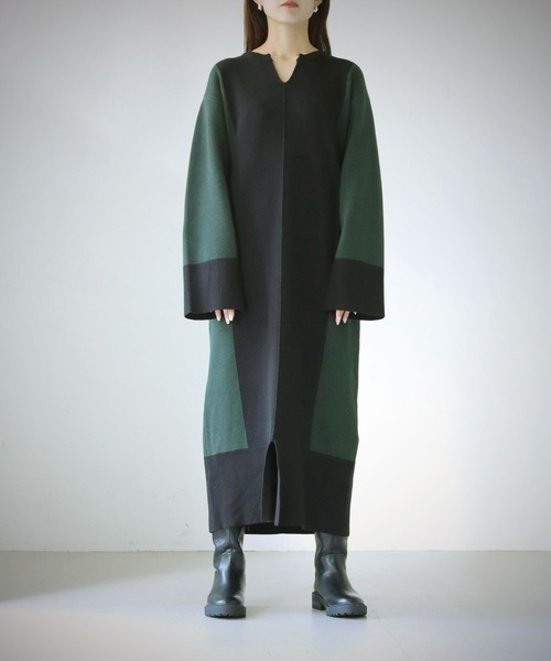 cheriella(シェリエラ)の「【cheriella】WEB限定配色キーネックワンピース(ワンピース・レディース・ブラウン/ブラック・M)」の1枚目の写真