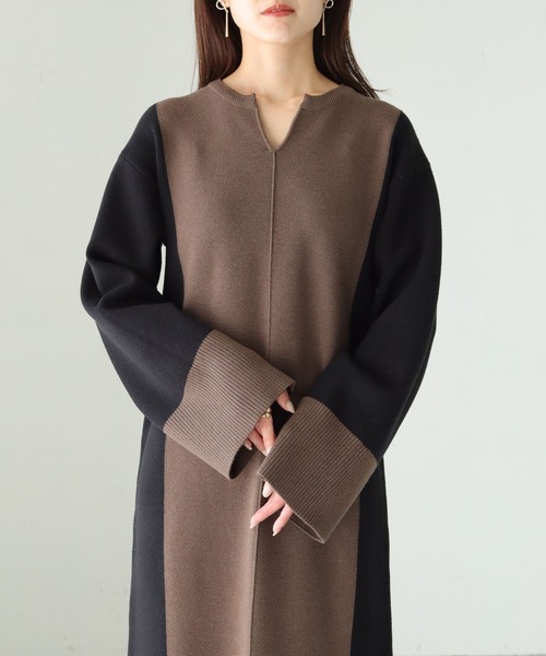 cheriella(シェリエラ)の「【cheriella】WEB限定配色キーネックワンピース(ワンピース・レディース・ブラウン/ブラック・M)」の4枚目の写真