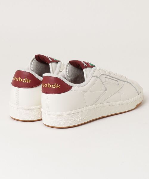 Reebok(リーボック)の「クラブシー グラウンズ / Club C Grounds(スニーカー・メンズ・バーガンディー/オフホワイト・26.5cm/27.0cm/27.5cm/28.0cm/24.5cm/24.0cm/26.0cm/25.0cm/23.5㎝/29.0cm/23.0cm/28.5cm/25.5cm)」の3枚目の写真