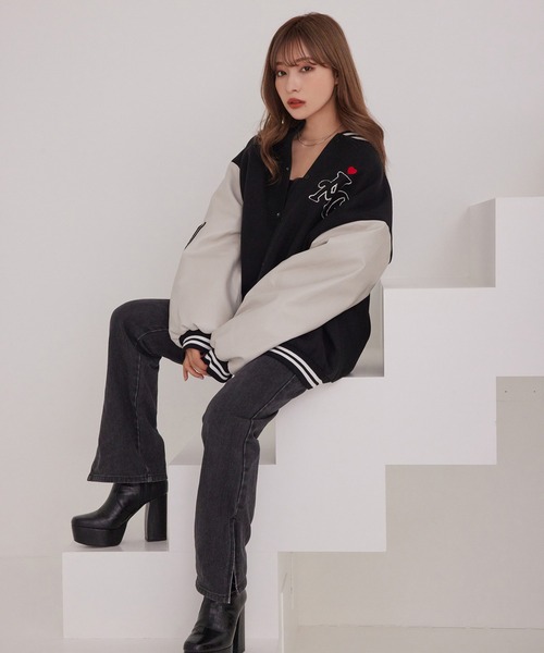 ANDGEEBEE(アンジービー)の「UNISEX ビッグスタジャン(スタジャン・レディース・ブラック×ブラック/ホワイト×ブラック・X-LARGE)」の12枚目の写真