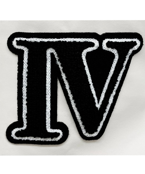 ANDGEEBEE(アンジービー)の「UNISEX ビッグスタジャン(スタジャン・レディース・ブラック×ブラック/ホワイト×ブラック・X-LARGE)」の17枚目の写真