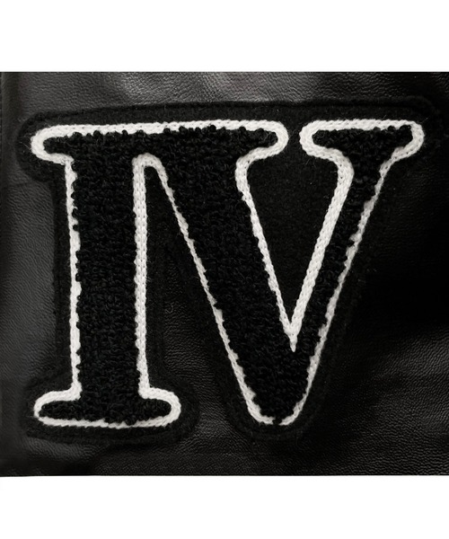 ANDGEEBEE(アンジービー)の「UNISEX ビッグスタジャン(スタジャン・レディース・ブラック×ブラック/ホワイト×ブラック・X-LARGE)」の16枚目の写真