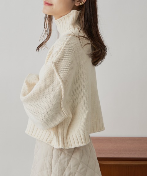 CLEARIMPRESSION （クリアインプレッション）の「バルキークロップドプルオーバーニット（ニット/セーター・レディース・グリーン/オフホワイト/ピンク・FREE）」の9枚目の写真