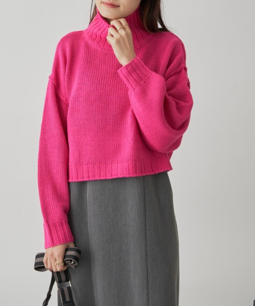 CLEARIMPRESSION （クリアインプレッション）の「バルキークロップドプルオーバーニット（ニット/セーター・レディース・グリーン/オフホワイト/ピンク・FREE）」の21枚目の写真