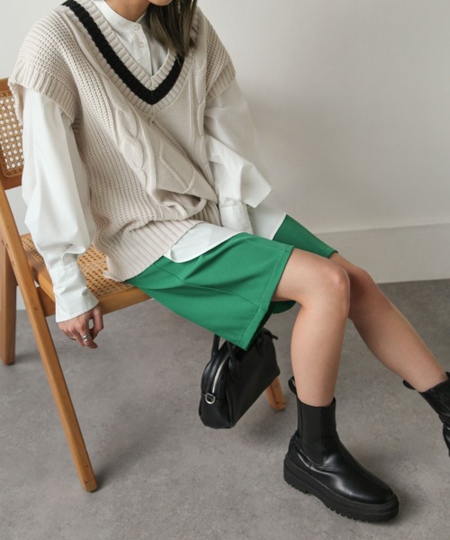 Chillfar(チルファー)の「センタープレスピンタックバミューダパンツ(その他パンツ・レディース・グレー/ブラック/カーキ/アイボリー/ダークブラウン/ピンク/グリーン/オレンジ・FREE)」の6枚目の写真