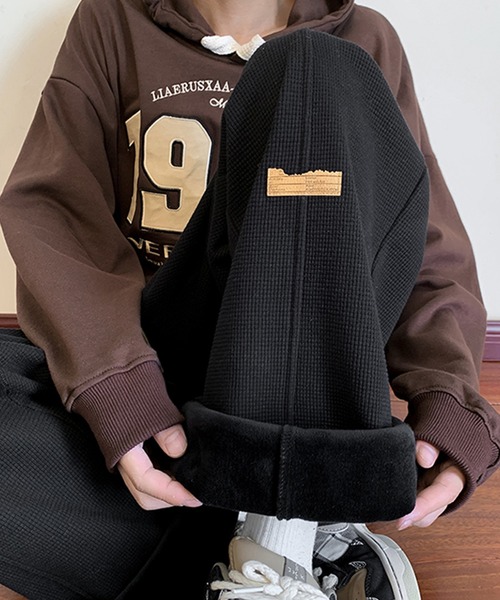 aimoha（アイモハ）の「暖か☆ワッフル生地！ストレートレッグパンツ(３カラー)（その他パンツ・メンズ・グレー/ベージュ/ブラック・MEDIUM/X-LARGE/LARGE/XX-LARGE）」の12枚目の写真