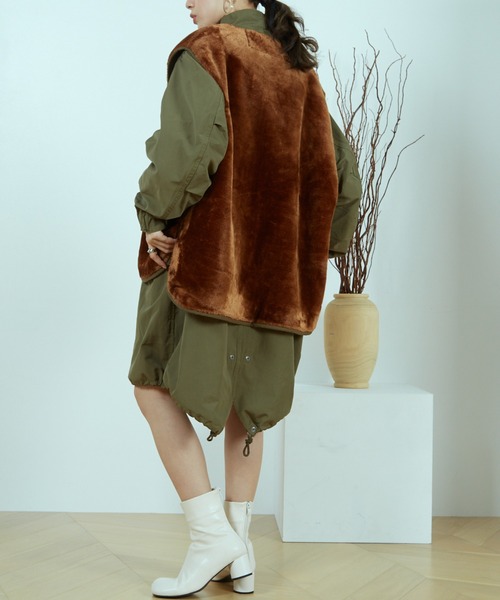 paravion（パラビオン）の「フィッシュテールモッズコート＆フェイクファーベストセット（モッズコート・レディース・カーキブラウン/ダークブラウン・FREE）」の11枚目の写真