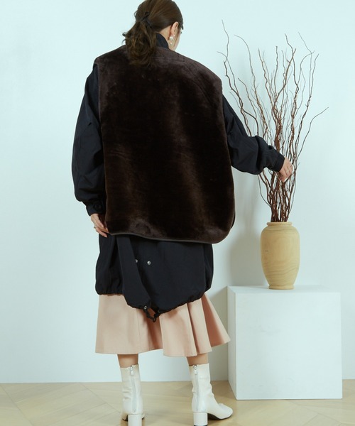 paravion（パラビオン）の「フィッシュテールモッズコート＆フェイクファーベストセット（モッズコート・レディース・カーキブラウン/ダークブラウン・FREE）」の22枚目の写真