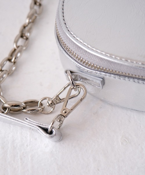 TINA：JOJUN（ティーナジョジュン）の「2WAY ハートバッグ TINA：JOJUN（ショルダーバッグ・レディース・シルバー/ブラック/ゴールド・F）」の6枚目の写真