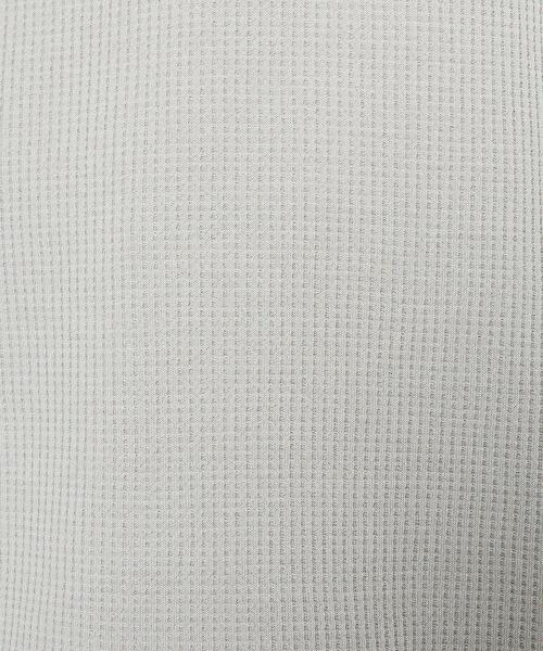green label relaxing（グリーンレーベルリラクシング）の「ドライワッフル クルーネック ロングスリーブ カットソー -吸水速乾-（Tシャツ/カットソー・メンズ・ライトブルー/ホワイト/ライトグレー/モカ・M/XS/S/L/XL/XXL）」の18枚目の写真
