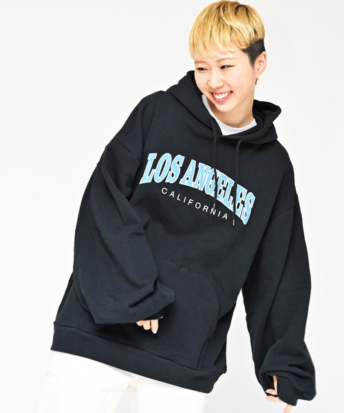 Alite cloth(アリーテクロス)の「LOSANGELSロゴプリントプルパーカー(パーカー・レディース・ブラック/チャコールグレー/グレー/オートミール・2XL/M/L/XL)」の13枚目の写真