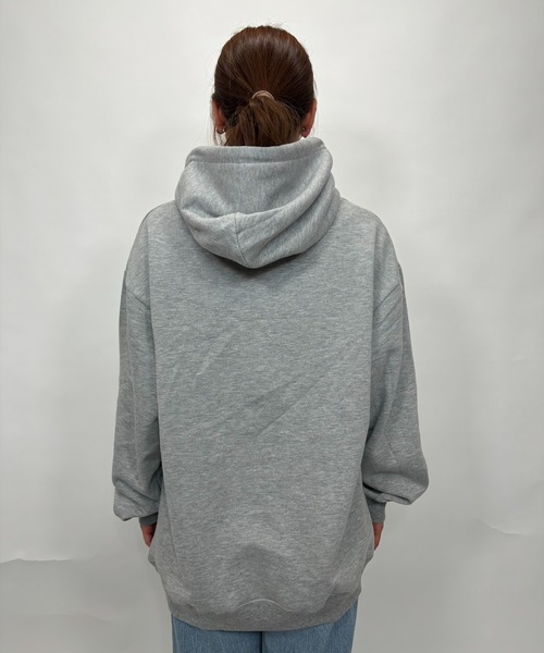 Alite cloth(アリーテクロス)の「LOSANGELSロゴプリントプルパーカー(パーカー・レディース・ブラック/チャコールグレー/グレー/オートミール・2XL/M/L/XL)」の21枚目の写真