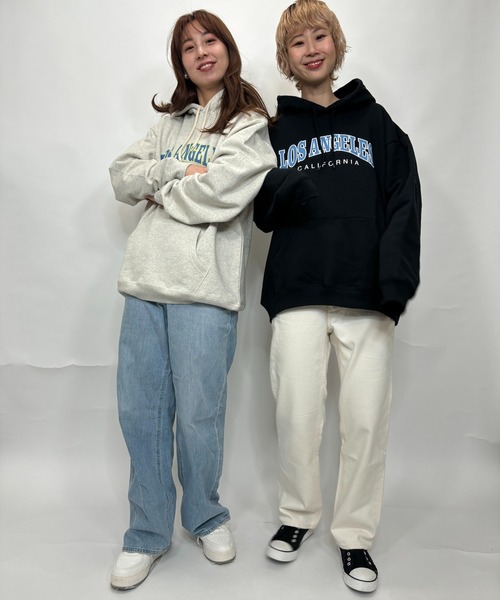Alite cloth(アリーテクロス)の「LOSANGELSロゴプリントプルパーカー(パーカー・レディース・ブラック/チャコールグレー/グレー/オートミール・2XL/M/L/XL)」の16枚目の写真