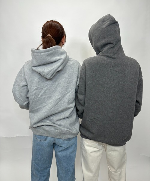 Alite cloth(アリーテクロス)の「LOSANGELSロゴプリントプルパーカー(パーカー・レディース・ブラック/チャコールグレー/グレー/オートミール・2XL/M/L/XL)」の14枚目の写真