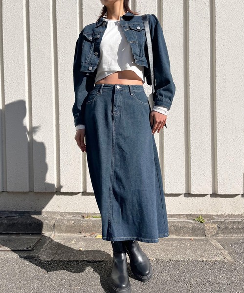 Jewelobe(ジュエローブ)の「クロップドジャケット×ロンスカデニムセットアップ(セットアップ・レディース・ネイビー/ブルー・M/L)」の12枚目の写真