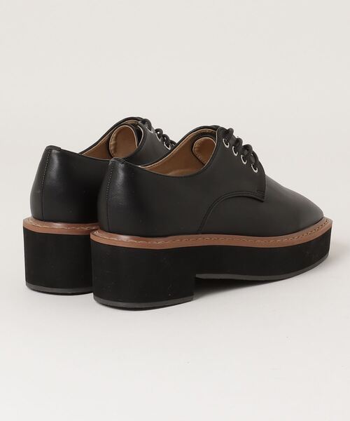 minia(ミニア)の「minia スクエアトゥ厚底オックスフォードシューズ(ドレスシューズ・レディース・ブラック/シルバー・S/M/L/LL)」の3枚目の写真