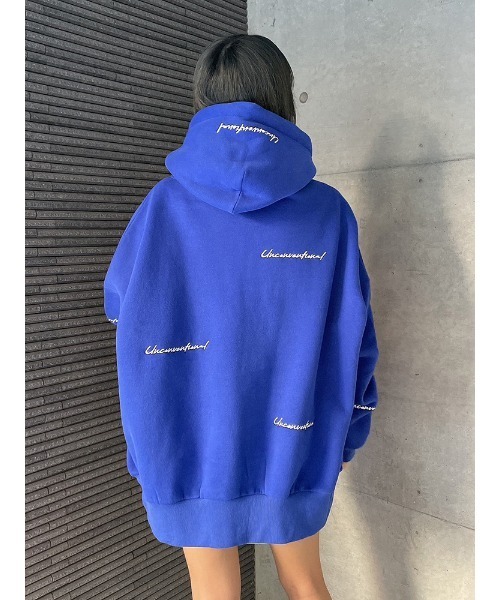 ENVYM(アンビー)の「ランダムロゴルーズPO(パーカー・レディース・ブルー/ブラック/ホワイト・FREE)」の12枚目の写真