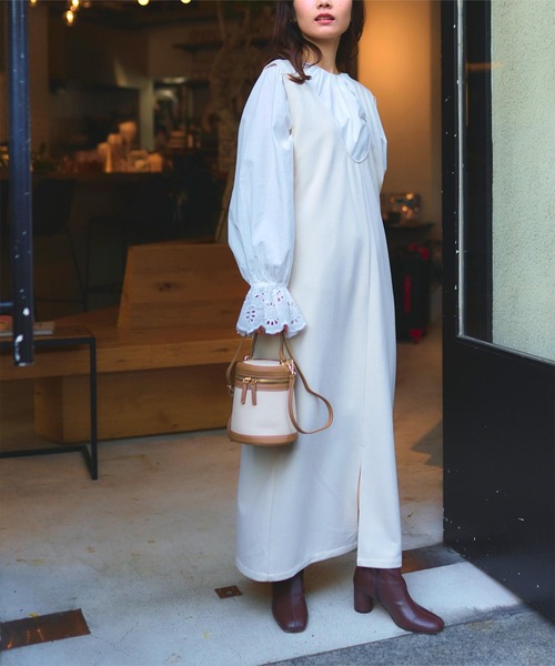 titivate(ティティベイト)の「バイカラーキャンバスバッグ(ショルダーバッグ・レディース・ブラウン/ブラック・FREE)」の11枚目の写真