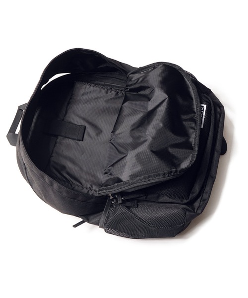 BEN DAVIS(ベンデイビス)の「【BEN DAVIS】MESH XL PACK CL-Ⅱ 32L(バックパック/リュック・メンズ・ブラック×グリーン/ブラック×ホワイト/ブラック×レッド・FREE)」の9枚目の写真
