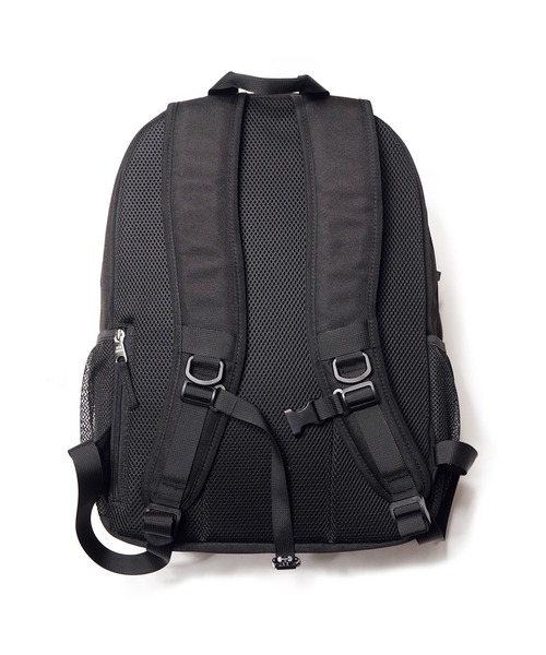 BEN DAVIS(ベンデイビス)の「【BEN DAVIS】MESH XL PACK CL-Ⅱ 32L(バックパック/リュック・メンズ・ブラック×グリーン/ブラック×ホワイト/ブラック×レッド・FREE)」の14枚目の写真