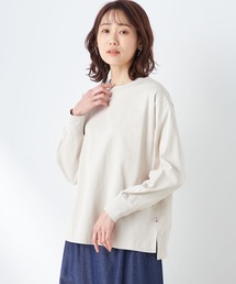 モックネックTシャツ
