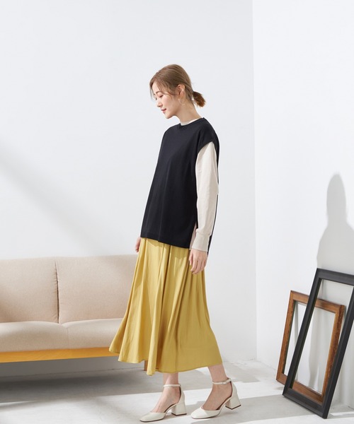 Petit Honfleur(プチオンフルール)の「モックネックTシャツ(Tシャツ/カットソー・レディース・チャコールグレー/ベージュ・L/M)」の11枚目の写真
