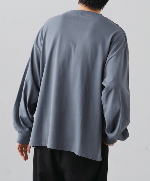 epnok（エプノック）の「ベーシックルーズロンTee（Tシャツ/カットソー・メンズ・ブラック/グレイッシュベージュ/オフホワイト/グレイッシュブルー・SMALL/MEDIUM/LARGE）」の5枚目の写真