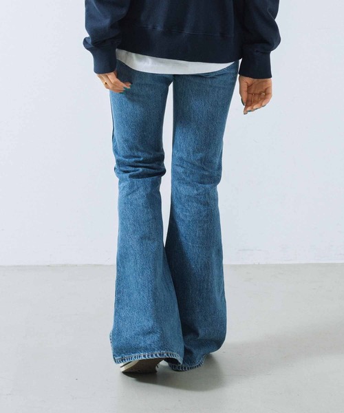 styles(スタイルス)の「HOLIDAY HIGH WAIST BELL-BOTTOM DENIM PANTS 22102840(デニムパンツ・メンズ・ブルー・2/4)」の4枚目の写真