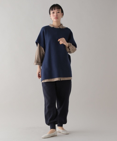 studio CLIP(スタディオクリップ)の「《Natural by CLIP》裏毛パンツ(スウェットパンツ・レディース・オフホワイト/ネイビー・FREE)」の3枚目の写真