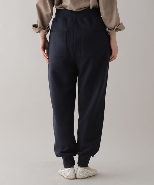 studio CLIP(スタディオクリップ)の「《Natural by CLIP》裏毛パンツ(スウェットパンツ・レディース・オフホワイト/ネイビー・FREE)」の9枚目の写真