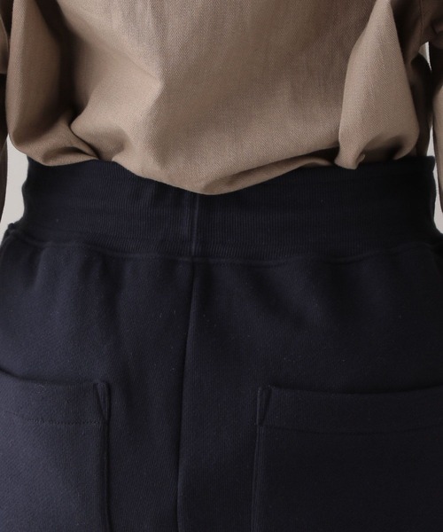 studio CLIP(スタディオクリップ)の「《Natural by CLIP》裏毛パンツ(スウェットパンツ・レディース・オフホワイト/ネイビー・FREE)」の8枚目の写真