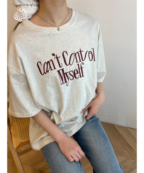 WC(ダブル シー)の「メッセージロゴビッグTシャツ(Tシャツ/カットソー・レディース・ライトベージュ/ブラック系その他/ホワイト・FREE)」の3枚目の写真