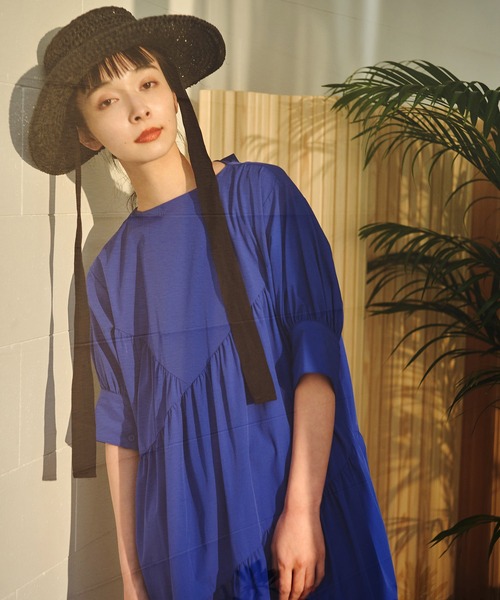 ear PAPILLONNER(イアパピヨネ)の「リボン付きランダムギャザーワンピース【SUM1 STYLE(スミスタイル)】(ワンピース・レディース・ブラック/ブルー・FREE)」の14枚目の写真