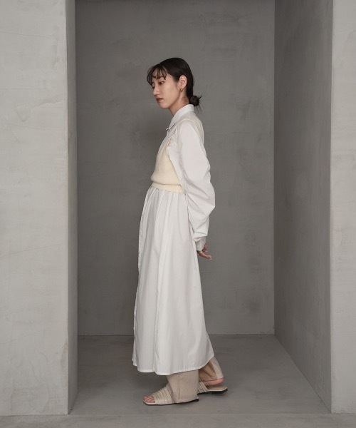 lawgy(ラウジー)の「simple knit bustier(その他トップス・レディース・ブラック/アイボリー・FREE)」の12枚目の写真