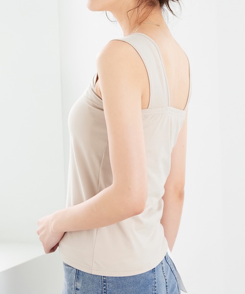 【extreme cashmere】 ベージュ スクエアネック タンクトップ 予約]スクエアサマーニットタンクトップ/ベージュ – Lumier