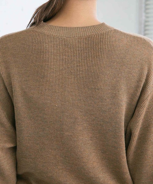 KBF(ケイビーエフ)の「illi コンパクトリブニット(ニット/セーター・レディース・ブラック/グリーン/オレンジ/ベージュ・ONE)」の10枚目の写真