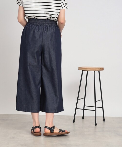 SHOO・LA・RUE（シューラルー）の「◆楽してすっきり！柔らかデニム イージーワイドパンツ（その他パンツ・レディース・ブルー/ダークネイビー・02/03）」の8枚目の写真
