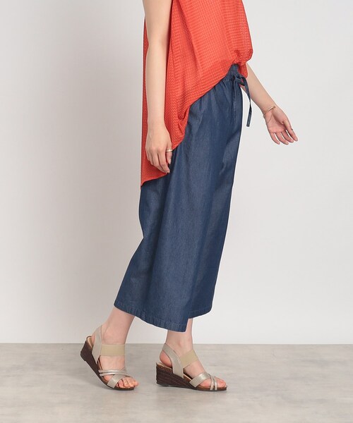 SHOO・LA・RUE（シューラルー）の「◆楽してすっきり！柔らかデニム イージーワイドパンツ（その他パンツ・レディース・ブルー/ダークネイビー・02/03）」の12枚目の写真