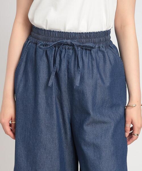 SHOO・LA・RUE（シューラルー）の「◆楽してすっきり！柔らかデニム イージーワイドパンツ（その他パンツ・レディース・ブルー/ダークネイビー・02/03）」の16枚目の写真