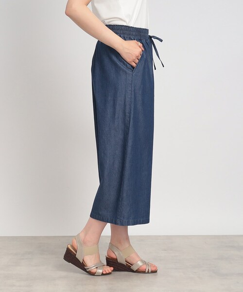SHOO・LA・RUE（シューラルー）の「◆楽してすっきり！柔らかデニム イージーワイドパンツ（その他パンツ・レディース・ブルー/ダークネイビー・02/03）」の20枚目の写真