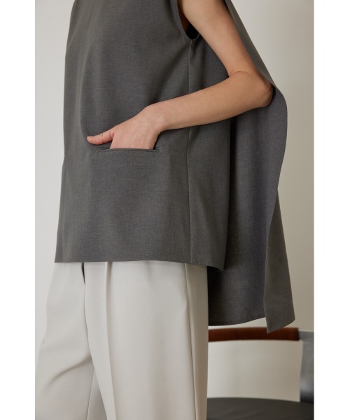 今期RIM.ARK(リムアーク)Docking vest like tops RIM.ARK（リムアーク）の「R-neck vest like tops（Tシャツ