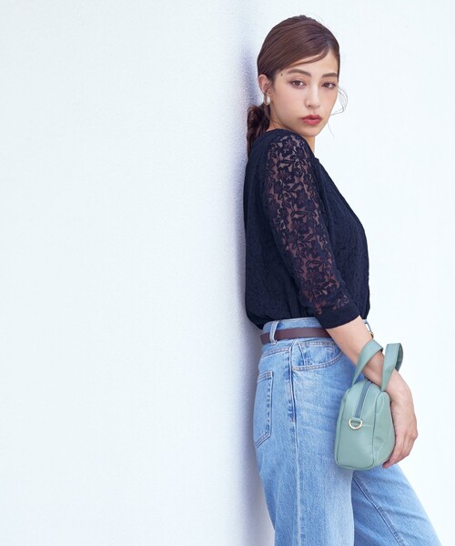 Tiaclasse（ティアクラッセ）の「【洗える】ギャザーネックレースブラウス（シャツ/ブラウス・レディース・ネイビー/オフホワイト/ラベンダー/ブラック・M/L/S）」の20枚目の写真