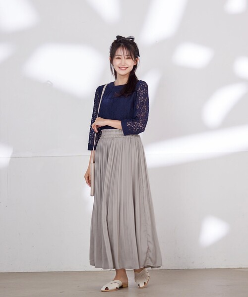 Tiaclasse（ティアクラッセ）の「【洗える】ギャザーネックレースブラウス（シャツ/ブラウス・レディース・ネイビー/オフホワイト/ラベンダー/ブラック・M/L/S）」の7枚目の写真