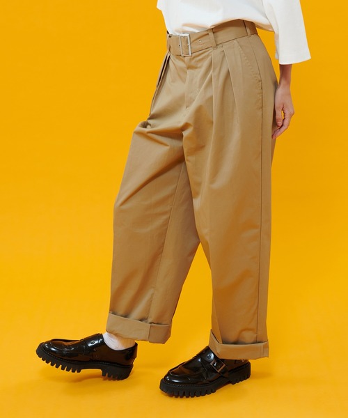 ONCILY(オンシェリー)の「BELTED STRAIGHT CHINO PANTS / ベルテッドストレートチノパンツ(チノパンツ・メンズ・ネイビー/ベージュ・LARGE/SMALL/MEDIUM)」の4枚目の写真