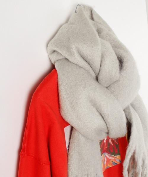 ALWAYS GOOD TIME（オルウェイズグッドタイム）の「大判ボリュームマフラー ブロックチェック/無地（マフラー・レディース・イエロー系/グリーン系/ブルー系/ローズ系/オレンジ系/ネイビー系/キャメル/ピンク系/ライトベージュ/ミント/パープル/オフホワイト/グレー/ライトイエロー/グレイッシュベージュ/ライトピンク・FREE）」の3枚目の写真