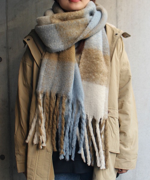 ALWAYS GOOD TIME（オルウェイズグッドタイム）の「大判ボリュームマフラー ブロックチェック/無地（マフラー・レディース・イエロー系/グリーン系/ブルー系/ローズ系/オレンジ系/ネイビー系/キャメル/ピンク系/ライトベージュ/ミント/パープル/オフホワイト/グレー/ライトイエロー/グレイッシュベージュ/ライトピンク・FREE）」の22枚目の写真