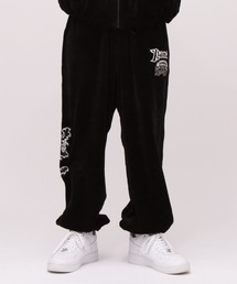 AVIREX | 《AVIREX × XLARGE》VELOR PANTS ”LION” / ベロアパンツ ”ライオン”(その他パンツ)