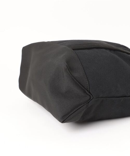 CONVERSE（コンバース）の「【CONVERSE】ARCH TOTE BAG M/トートバッグ/肩掛け/斜め掛け/手提げ/カバン/コンバース（トートバッグ・メンズ・ブラック/アイボリー/グリーン/レッド/ネイビー・FREE）」の8枚目の写真