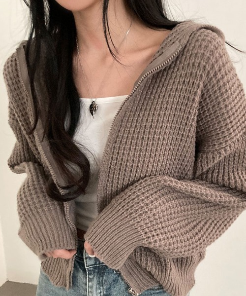 VIVID LADY(ビビッドレディー)の「ふわふわのワッフル編みニットパーカーカーディガン(カーディガン/ボレロ・レディース・スカイブルー/ブラウン/アイボリー/ピンク・FREE)」の9枚目の写真